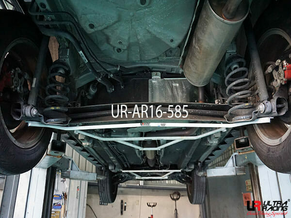 Ultra Racing Great Wall Haval H1/M4 1.5 2WD 12-14 UltraRacing Rear Sway Bar 16mm (585) UR-AR16-585
