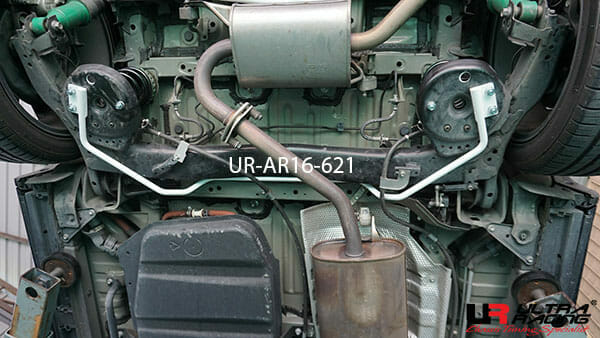 Ultra Racing Toyota Voxy (R80) 1.8/2.0 2WD Hybrid 17-21 UltraRacing Rear Sway Bar 16mm (621) UR-AR16-621