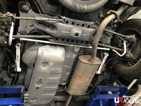 Ultra Racing Toyota Harrier (XU30) 2.4 2WD 04-09 UltraRacing Rear Sway Bar 19mm (030) UR-AR19-030