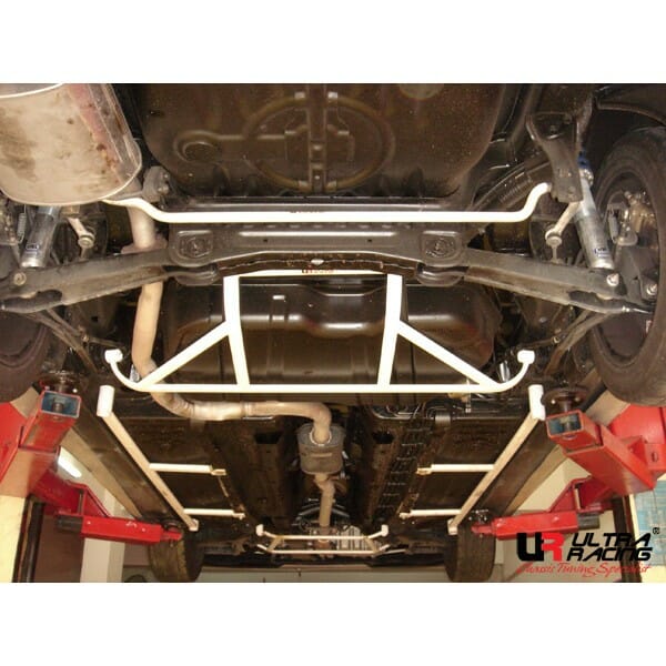 Ultra Racing Proton Satria 1.3 94-05/Wira 1.3 93-09 2WD UltraRacing Rear Sway Bar 19mm (203) UR-AR19-203