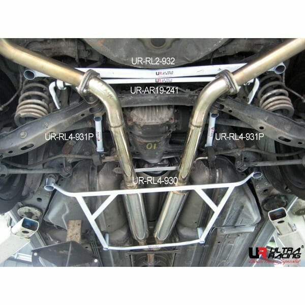 Ultra Racing Toyota Aristo 00+ UltraRacing Rear Anti-Roll/ Sway Bar 19mm UR-AR19-241