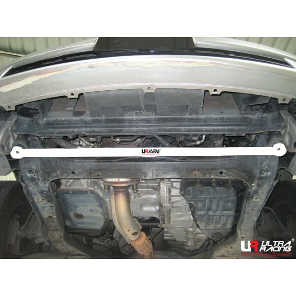 Ultra Racing Nissan Presage (U31) 2.5 2WD 03-09 UltraRacing 2-Point Front Lower Tiebar (1032) UR-LA2-1032