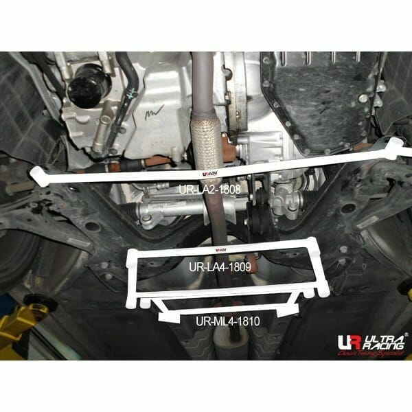 Ultra Racing Roewe 350 1.5 2WD 10-15 UltraRacing 2-Point Front Lower Tiebar (1808) UR-LA2-1808