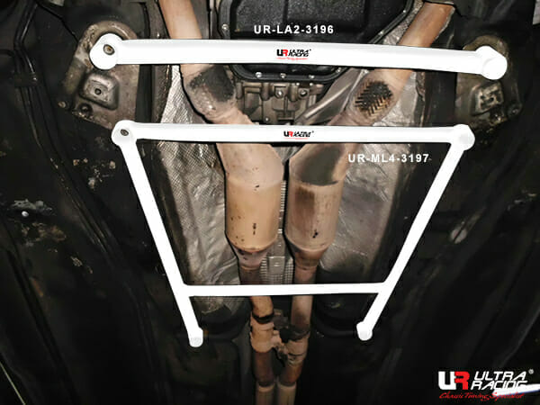 Ultra Racing Audi A6 (C5) Front Lower Brace URLA2-3196