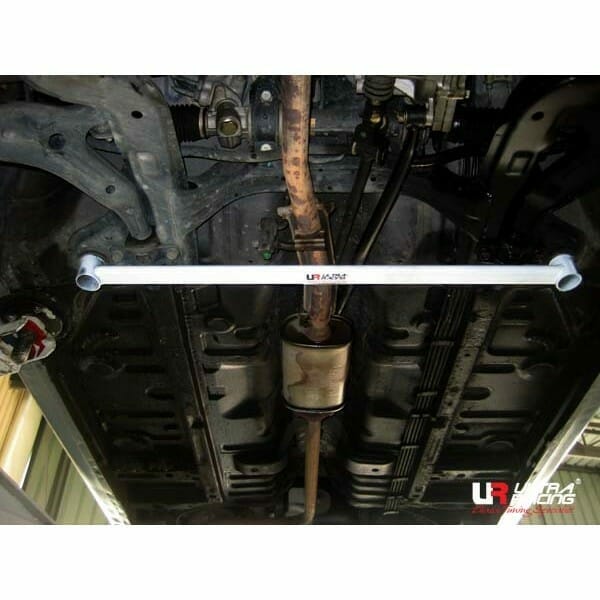 Ultra Racing Hyundai Visto (FF) 800T 2WD 97-14 UltraRacing 2-Point Front Lower Tiebar (3070) URKR-LA2-3070