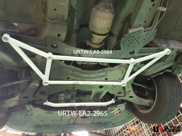 Ultra Racing Ford I-Max 2.0 07-11/Mazda 5 2.0 10-18 2WD UltraRacing 2-Point Front Lower Tiebar (2965) URTW-LA2-2965
