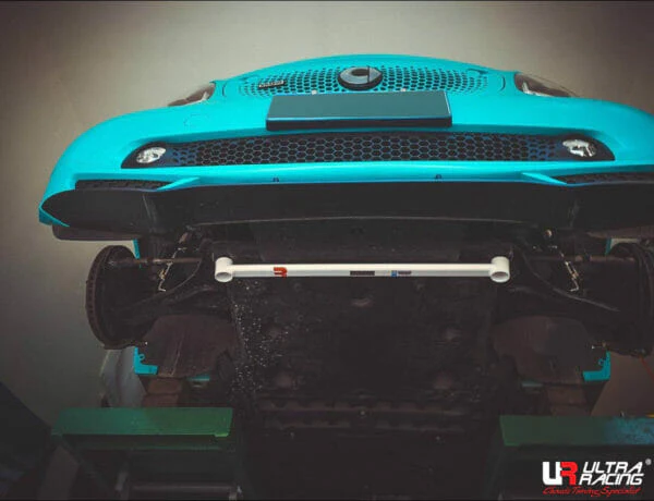 Ultra Racing Smart Fortwo (W453) 900-M281 2WD 14+LHD/RHD UltraRacing 2-Point Front Lower Tiebar (3425) URTW-LA2-3425