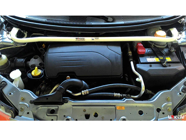 Ultra Racing Lexus Ct 200H (ZWA10) 1.8 2WD Hybrid 11+ UltraRacing 2-Point Front Upper Strutbar (162) UR-TW2-162