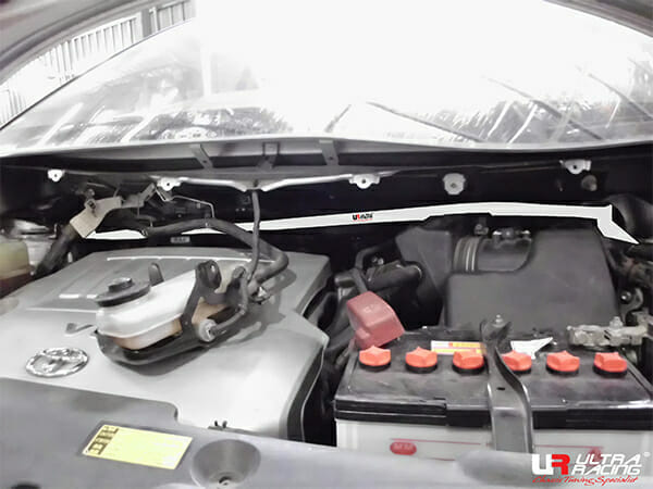 Ultra Racing Toyota Estima/Previa (XR50) 3.5 2WD 06+ UltraRacing 2-Point Front Upper Strutbar (2516) UR-TW2-2516