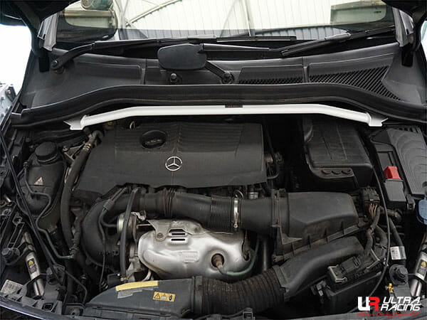 Ultra Racing Mercedes W246 B200 1.6T 2WD 11+ UltraRacing 2-Point Front Upper Strutbar (4107) UR-TW2-4107