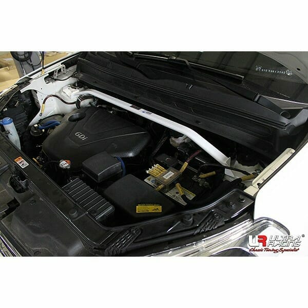 Ultra Racing Kia Soul (AM) 1.6 GDI 2WD FL 10-13 UltraRacing 2-Point Front Upper Strutbar (2723) URKR-TW2-2723