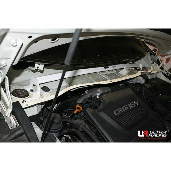 Ultra Racing Kia Carnival (YP) 2.2D 2WD 14-21 UltraRacing 2-Point Front Upper Strutbar (3025) URKR-TW2-3025