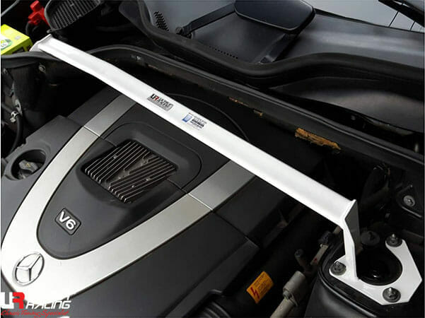 Ultra Racing Mercedes ML 3.5 W164 LHD 05-11 Ultra-R Front Upper Strutbar URTW-TW2-3876