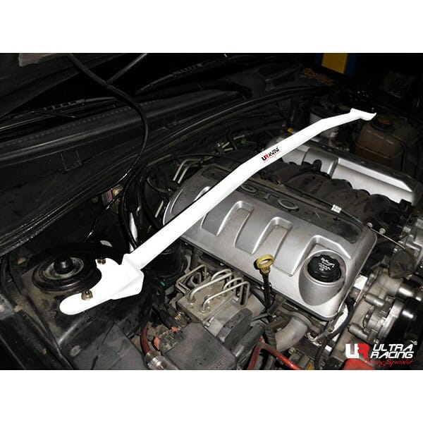 Ultra Racing Toyota Highlander (XU20) 3.0 2WD 01-07 UltraRacing 2-Point Front Upper Strutbar (2322) URUS-TW2-2322