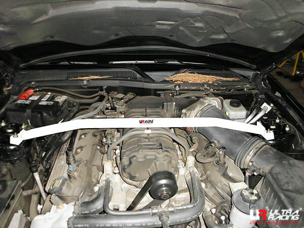 Ultra Racing Ford Mustang S-197 (GT500) 5.4 Super Charge 2WD 05–09 UltraRacing 2-Point Front Upper Strutbar (2409) URUS-TW2-2409