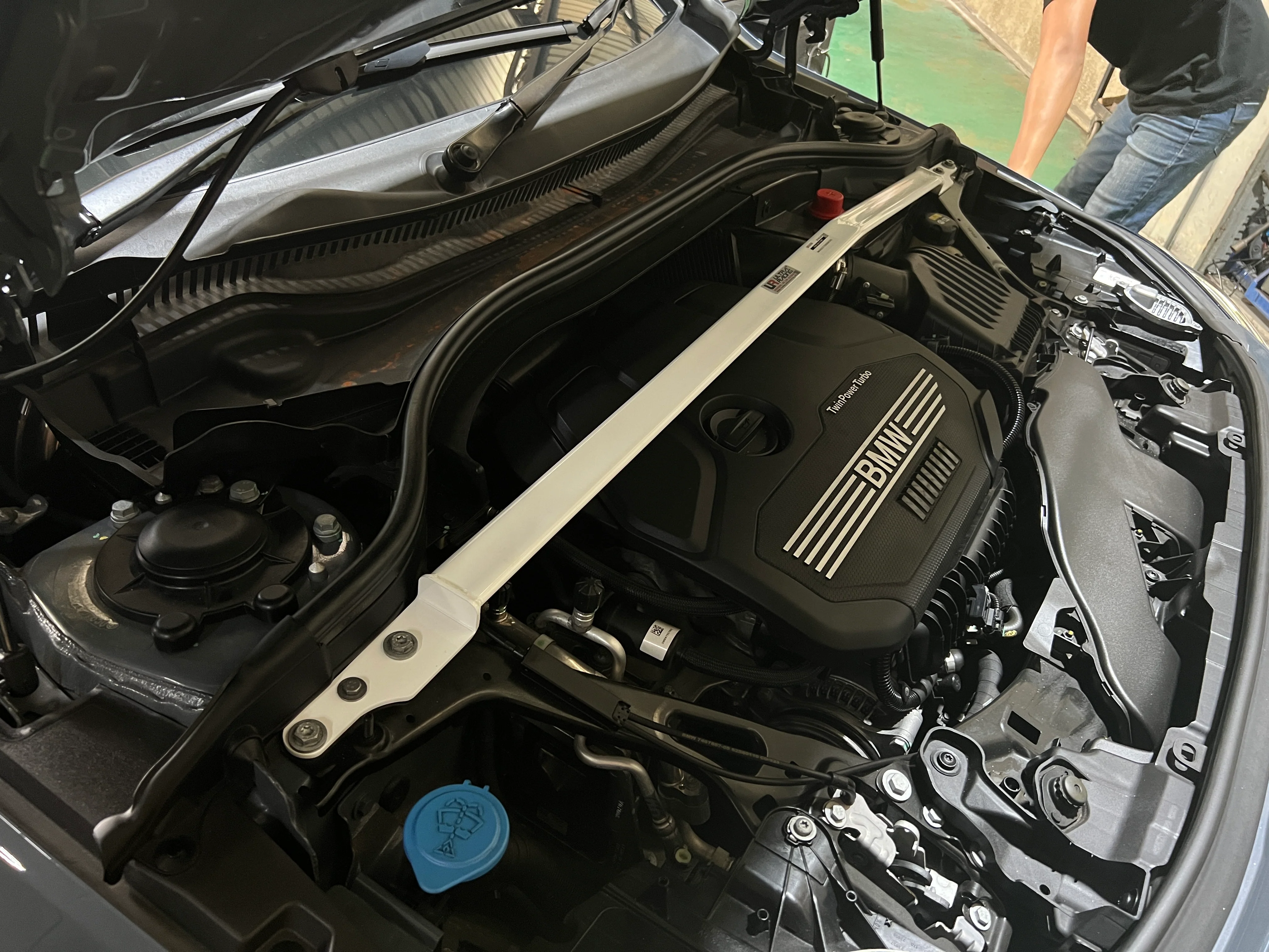Ultra Racing BMW 2-Series F44 1.5T UR 2P Front Upper Strutbar 4237 UR-TW2-4237