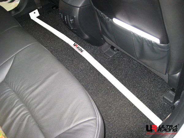 Ultra Racing Hyundai Sonata YF 11+ 2.0 i45 UltraRacing 2-Point Room Bar UR-RO2-1142