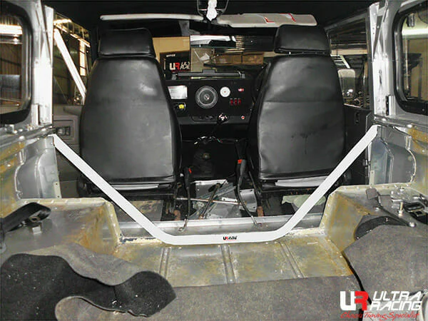 Ultra Racing Land Rover Defender 110 Interior Brace URRO2-2634