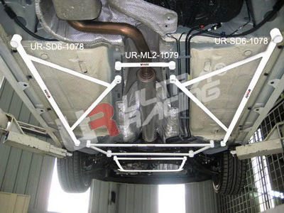 Ultra Racing Ford Focus Mk2 Mid Lower Brace URML2-1079
