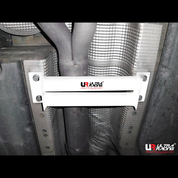 Ultra Racing Mercedes S Class (W220) Mid Lower Brace URML2-2053