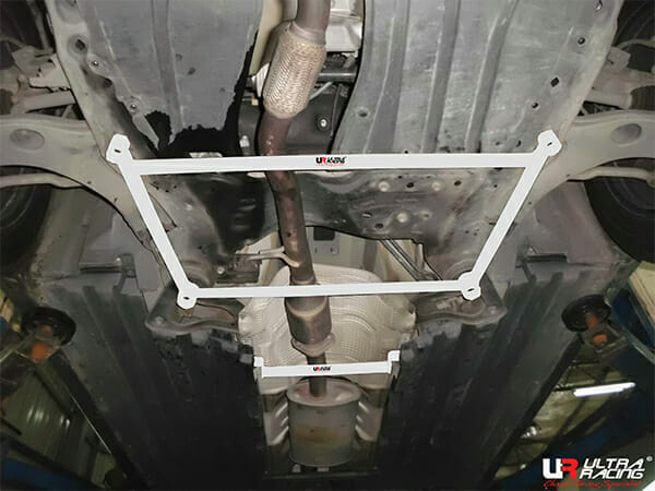 Ultra Racing Suzuki Kizashi 2.4 2WD 10-13 UltraRacing 2-Point Mid Lower Brace (3794) UR-ML2-3794