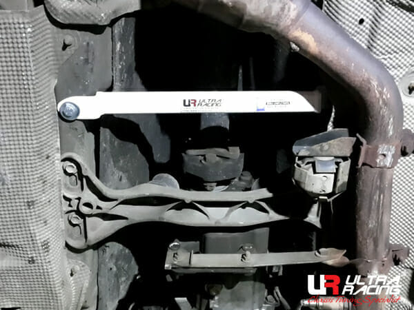 Ultra Racing BMW Z3 (E37) Mid Lower Brace URTW-ML2-2973
