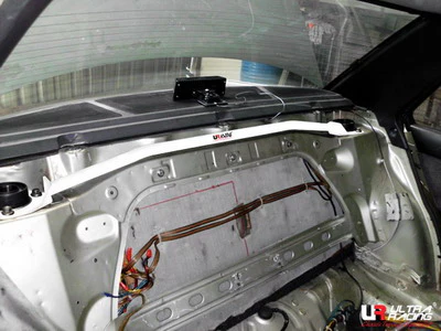 Ultra Racing Nissan Bluebird 89-93 U12 1.8 Ultra-R Rear Upper Strutbar UR-RE2-1772