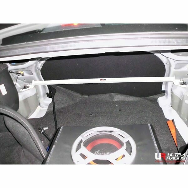 Ultra Racing Roewe 350 1.5 2WD 10-15 UltraRacing 2-Point Rear Upper Strutbar (1807) UR-RE2-1807