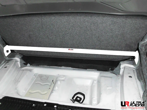 Ultra Racing BMW 3-Series E90 05+ 320 Ultra-R 2-Point Rear Upper Strutbar UR-RE2-2077
