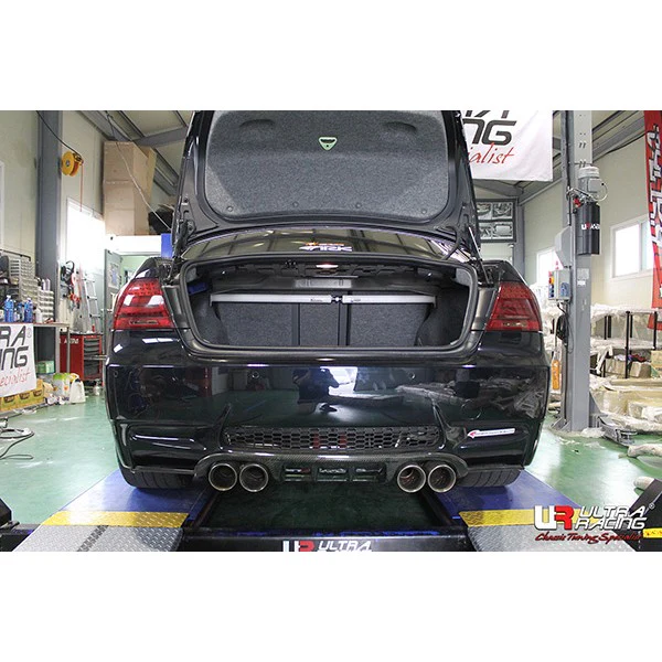 Ultra Racing BMW 3 Series (E92) Rear Strut Brace URKR-RE2-2758A