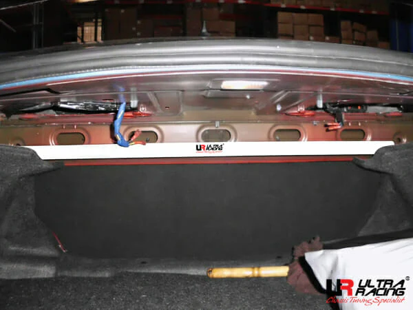 Ultra Racing Chevrolet Camaro (SS) 6.2 V8 2WD 10-15 UltraRacing 2-Point Rear Upper Strutbar (2380) URUS-RE2-2380