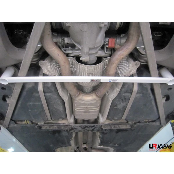 Ultra Racing BMW 5 Series (F10) Rear Lower Brace URRL2-1903