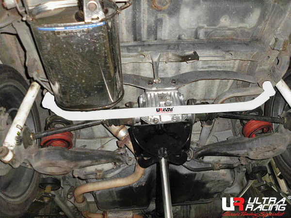 Ultra Racing Mitsubishi Rvr Sport<BR><BR>Gear 2.0T 4WD 91-99 UltraRacing 2-Point Rear Lower Bar (2638) UR-RL2-2638