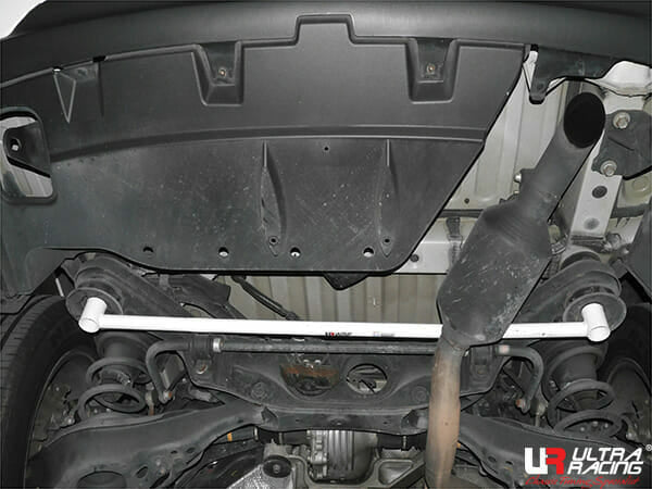 Ultra Racing Lexus RX 350 (AL10) 3.5 V6 4WD FL 12-15 LHD/RHD UltraRacing 2-Point Rear Lower Bar (3786) UR-RL2-3786