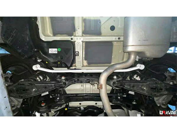 Ultra Racing Kia Sorento (MQ4) 2.2D 20+ 2WD/4WD UltraRacing 2-Point Rear Lower Bar (4185) UR-RL2-4185