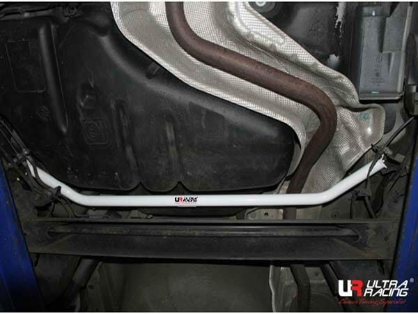 Ultra Racing Renault Samsung SM3 (L38) 1.6 2WD 09-20 UltraRacing 2-Point Rear Lower Bar (2241) URKR-RL2-2241