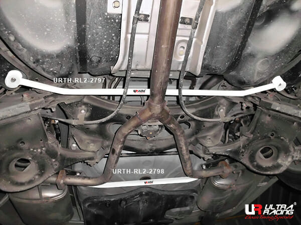 Ultra Racing Nissan Altima/Teana (L33) 2.0/2.5 2WD 12-18 UltraRacing 2-Point Rear Lower Bar (2798) URTH-RL2-2798