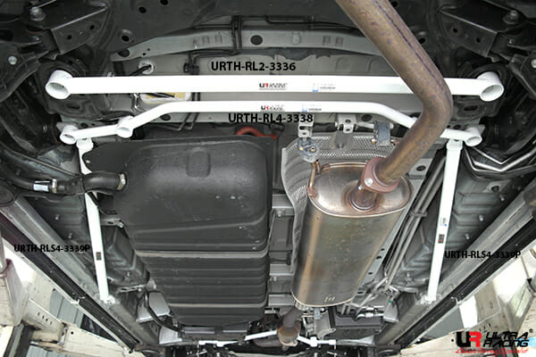 Ultra Racing Toyota Alphard AH30 Ultra Racing 2-Point Rear Lower Brace URTH-RL2-3337