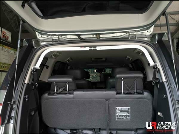 Ultra Racing Luxgen M7 2.2T 2WD 09-21 UltraRacing 2-Point C-Pillar Bar (2872-A) URTW-RU2-2872A