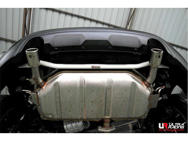 Ultra Racing Mazda CX-3 (DK) 1.5D/2.0 2WD 16+ UltraRacing 2-Point Rear Torsion Bar (3501) UR-RT2-3501