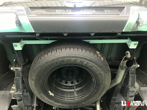 Ultra Racing Ford Ranger Wildtrack 2.0T 4WD FL 19+ UltraRacing 2-Point Rear Torsion Bar (3971) UR-RT2-3971