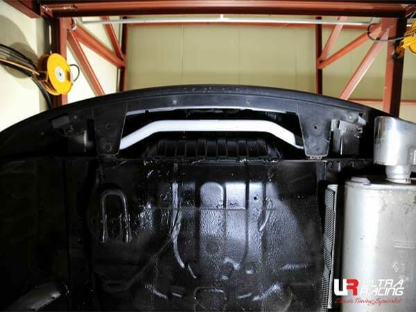 Ultra Racing Renault Samsung SM5 (L43) 1.6T/2.0 FL 15+/SM7 2.5 11-19 UltraRacing 2-Point Rear Torsion Bar (2248) URKR-RT2-2248