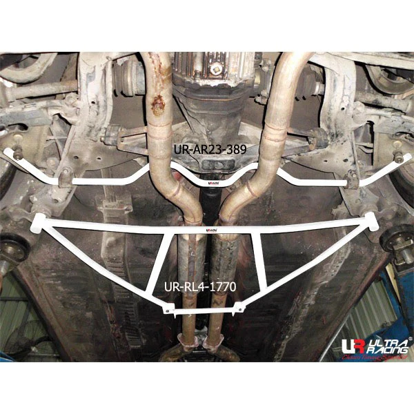 Ultra Racing Nissan 300ZX Rear Anti Roll Bar URAR23-389
