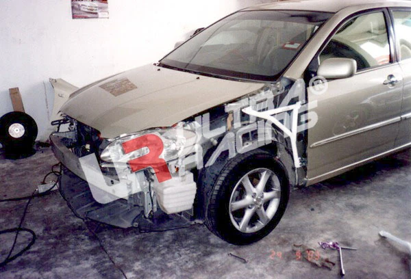 Ultra Racing Toyota Corolla Fender Bars URFD3-025P