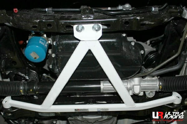 Ultra Racing Hyundai Genesis Coupe (BK) 2.0T 09-16/Rohens Coupe 2.0T 09-16 2WD UltraRacing 3-Point Front Lower Brace (1472) UR-LA3-1472