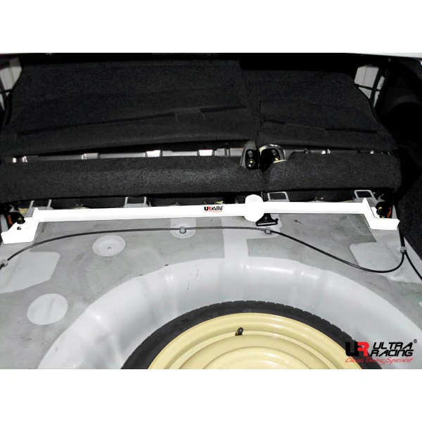 Ultra Racing Mazda 3 (BL) Rear Strut Brace URRE3-1962