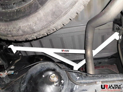 Ultra Racing Isuzu D-Max 3.0D 02+ UltraRacing 3-Point Rear Lower Bar 1711 UR-RL3-1711