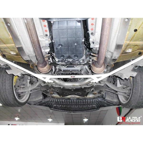 Ultra Racing Mercedes C Class (W204) Front Lower Brace URLA4-1822