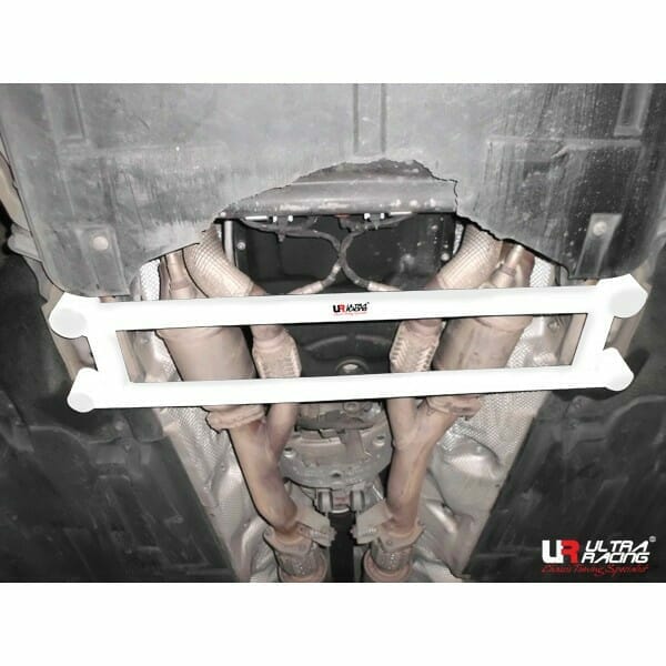 Ultra Racing Audi A8 (4E) Front Lower Brace URLA4-1874
