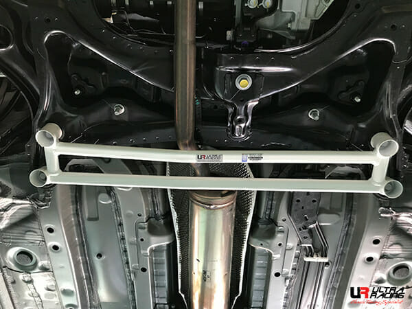 Ultra Racing Toyota Sienta (XP170) 1.5 15+/Vios 1.5 16+/Yaris 1.5 19+ 2WD UltraRacing 4-Point Front Lower Brace (3750) UR-LA4-3750
